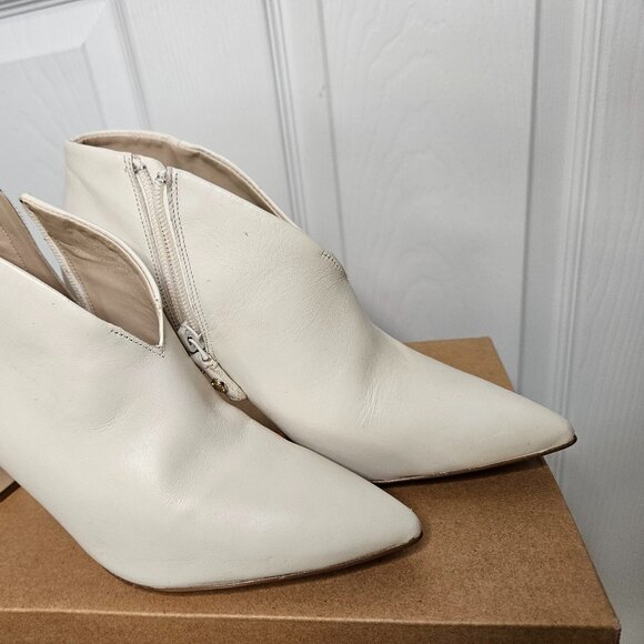 COLE HAAN leather white boots women's size  5 1/2 B - Picture 3 of 16